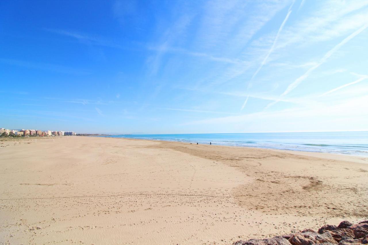 Global Properties, Moderno Apartamento A 3 Minutos De La Playa Puerto de Sagunto Luaran gambar